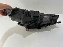 Laden Sie das Bild in den Galerie-Viewer, Frontscheinwerfer Audi A4 B9 8W0941033 LED Links Scheinwerfer Headlight