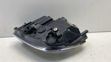 Laden Sie das Bild in den Galerie-Viewer, Frontscheinwerfer Mercedes-Benz Slk A1728206761 Rechts Scheinwerfer Headlight SCH3004232079yl