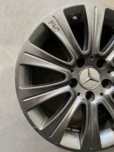 Laden Sie das Bild in den Galerie-Viewer, 1x Alufelge 16 Zoll 8.0&quot; 5x112 46ET Glanz Graphit A2124015802 Mercedes-Benz W212