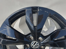 Load image into Gallery viewer, 1x Alufelge 19 Zoll 7.5" 5x112 50ET 10A071499A VW Rim Wheel FEL8556055872gg