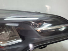 Laden Sie das Bild in den Galerie-Viewer, Frontscheinwerfer Opel Astra K S27645216 Rechts Scheinwerfer Headlight SCH5790939030je