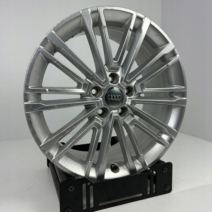 1x Alufelge 18 Zoll 8.0" 5x112 46ET Glanz Silber 8V0601025EA Audi Rim Wheel FEL2080446896cr