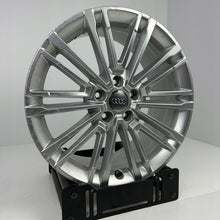 Laden Sie das Bild in den Galerie-Viewer, 1x Alufelge 18 Zoll 8.0" 5x112 46ET Glanz Silber 8V0601025EA Audi Rim Wheel FEL2080446896cr