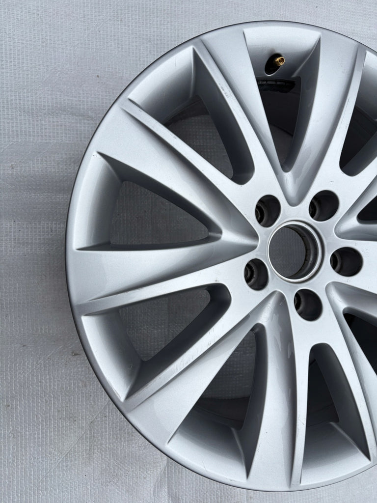 1x Alufelge 17 Zoll 7.0" 5x112 43ET Glanz Silber 5N0601025M VW I Rim Wheel FEL3918556252of