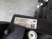 Laden Sie das Bild in den Galerie-Viewer, Frontscheinwerfer Mercedes-Benz Cls A2579066602 LED Rechts Headlight SCH3374814557vi