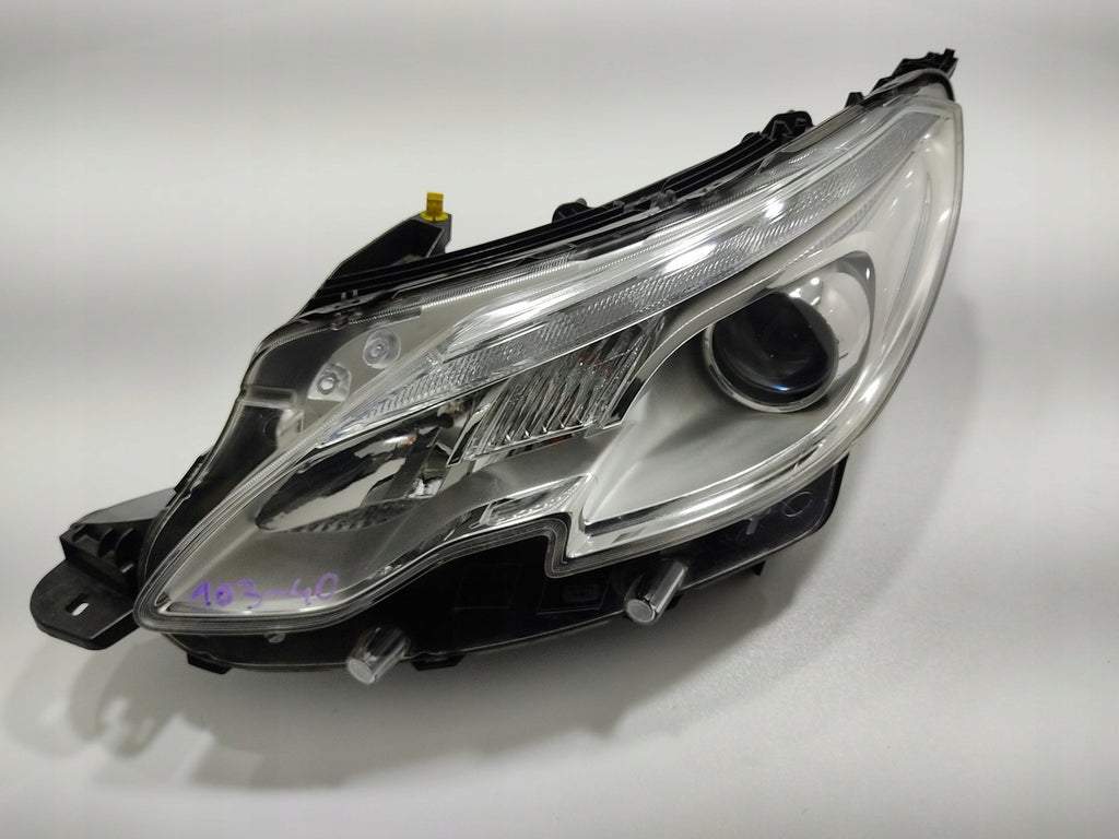 Frontscheinwerfer Peugeot 2008 I 9677810180 Links Scheinwerfer Headlight