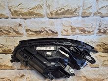 Laden Sie das Bild in den Galerie-Viewer, Frontscheinwerfer Mercedes-Benz W176 A1769069000KOD Rechts Headlight SCH4837837853xz