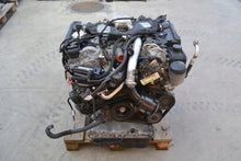 Laden Sie das Bild in den Galerie-Viewer, Motor Mercedes-Benz 642950 3.2 CDI 200TKm 2005 Diesel Engine Unkomplett MOT6118051705hd