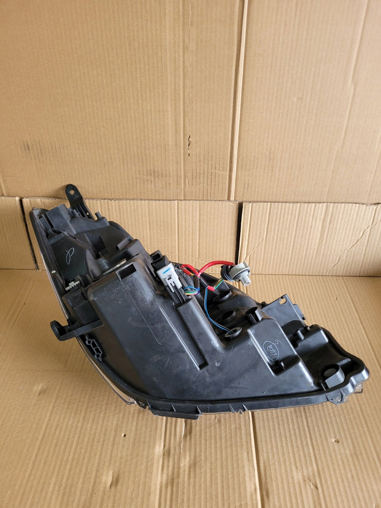 Frontscheinwerfer Toyota Yaris SPP11883 Ein Stück (Rechts oder Links) Headlight