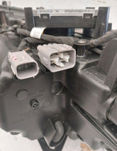 Laden Sie das Bild in den Galerie-Viewer, Frontscheinwerfer Mitsubishi Outlander III 8301D3-31 Links Headlight SCH3904206240wu