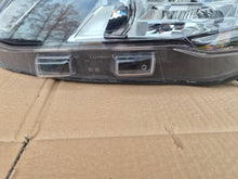 Load image into Gallery viewer, Frontscheinwerfer Ford Focus MX7B-13E015-CC Links Scheinwerfer Headlight SCH4189926541eo