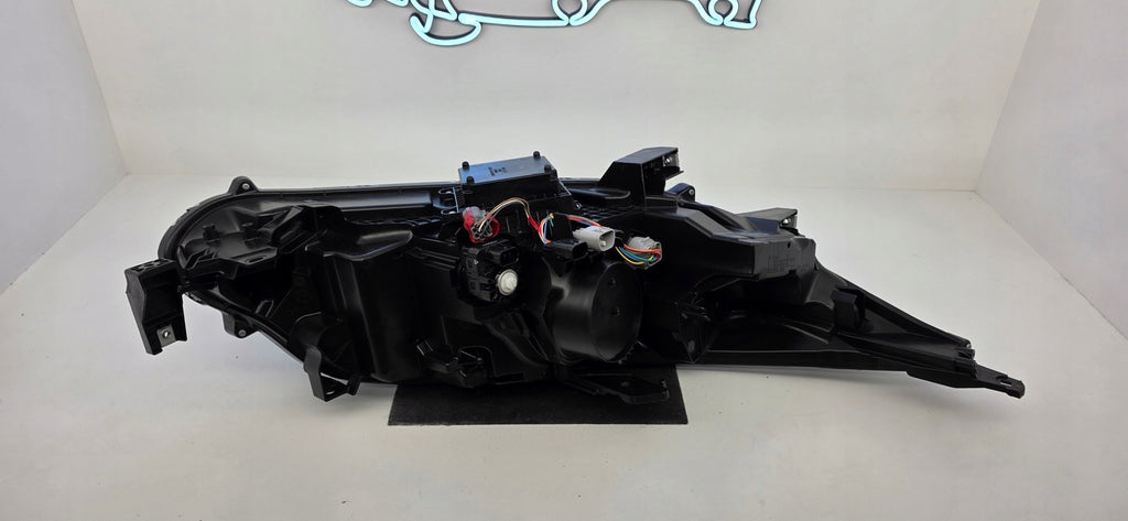 Frontscheinwerfer Mitsubishi Eclipse Cross I Full LED Links Headlight SCH8601285041wr