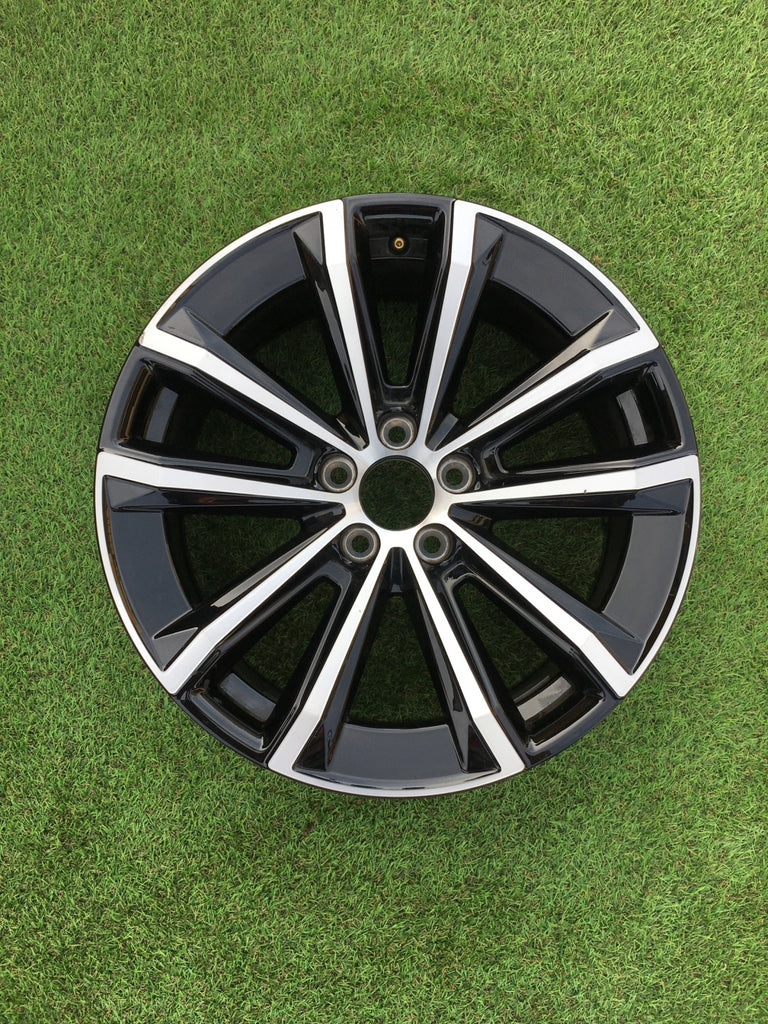 1x Alufelge 18 Zoll 8.0" 5x108 32358646 Volvo Xc60 Rim Wheel FEL2046828755ie