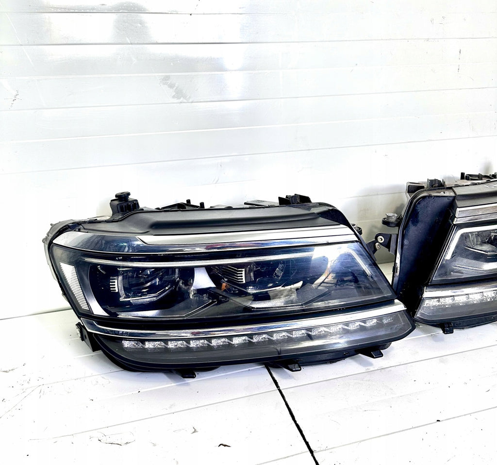 Frontscheinwerfer VW Tiguan 5NB941081A 5NB941082A LED Ein Satz Headlight