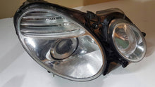 Laden Sie das Bild in den Galerie-Viewer, Frontscheinwerfer Mercedes-Benz W211 Rechts Scheinwerfer Headlight SCH2622288915zn