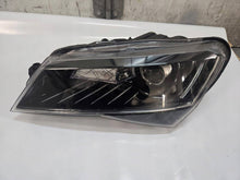Laden Sie das Bild in den Galerie-Viewer, Frontscheinwerfer Skoda Superb 3V1941015A Links Scheinwerfer Headlight SCH5856896738cp