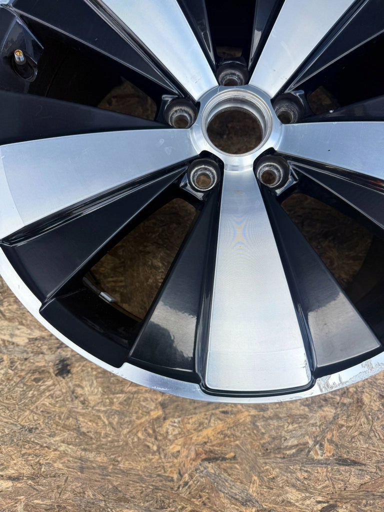 1x Alufelge 18 Zoll 5C0601025AK VW Beetle Rim Wheel FEL2965004434lg