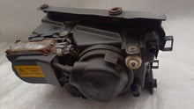 Laden Sie das Bild in den Galerie-Viewer, Frontscheinwerfer VW Passat Xenon Rechts Scheinwerfer Headlight SCH2935549320cd