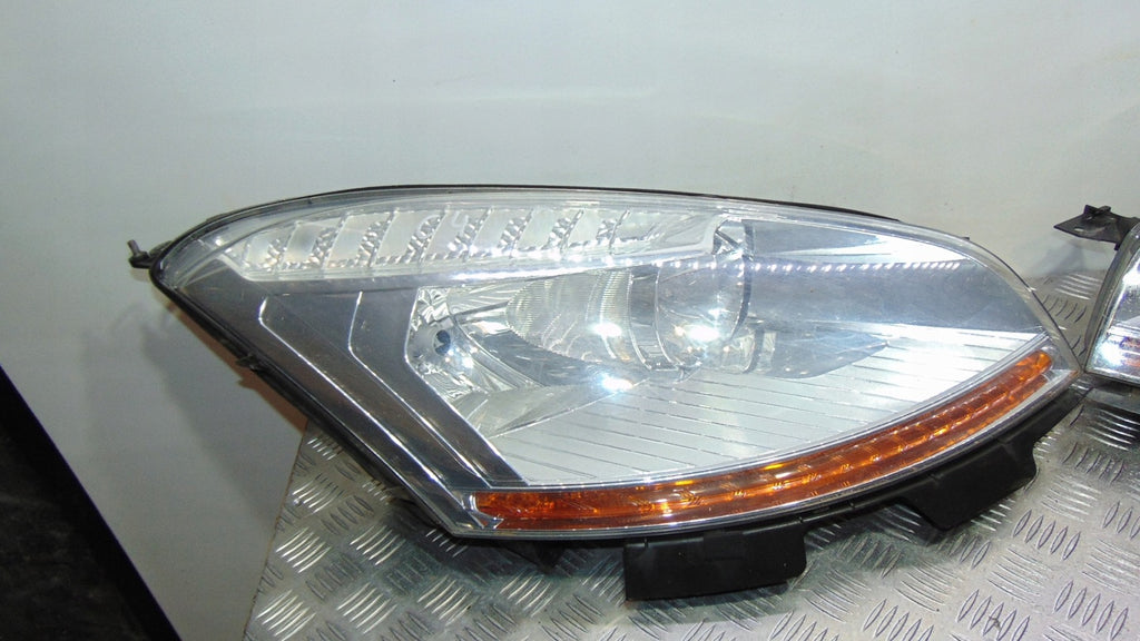 Frontscheinwerfer Citroën C4 Picasso I Ein Stück (Rechts oder Links) Headlight
