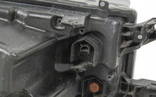 Laden Sie das Bild in den Galerie-Viewer, Frontscheinwerfer Toyota Hilux PL632042 81150-0KP41 811500KP41 LED Links SCH2910266393ui