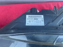 Laden Sie das Bild in den Galerie-Viewer, Frontscheinwerfer Skoda Superb 3V1941017A 1ZS01193941 Xenon Links Headlight SCH3343923436po