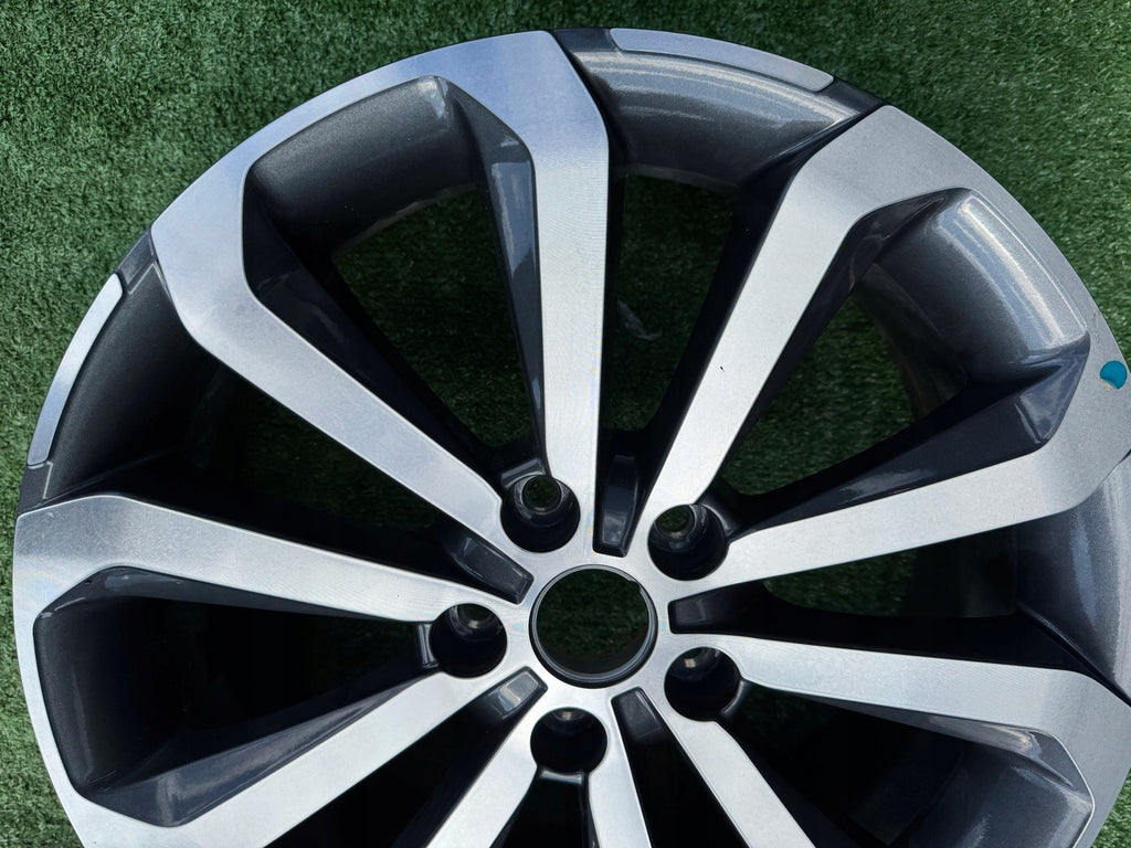 1x Alufelge 18 Zoll 7.0" 5x114.3 403001948R Renault Rim Wheel