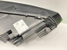 Laden Sie das Bild in den Galerie-Viewer, Frontscheinwerfer VW Touran 5TB941035B LED Links Scheinwerfer Headlight SCH8006310634lm