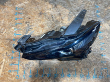 Load image into Gallery viewer, Frontscheinwerfer Mazda Cx30 Cx-30 DFR7-51040 Links Scheinwerfer Headlight SCH5221381087lm