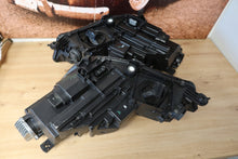 Laden Sie das Bild in den Galerie-Viewer, Frontscheinwerfer Audi A4 B9 8W0941034 8W0941035 LED Rechts oder Links
