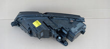 Laden Sie das Bild in den Galerie-Viewer, Frontscheinwerfer Skoda Octavia III 5E1941018F Rechts Scheinwerfer Headlight SCH1131207154pr
