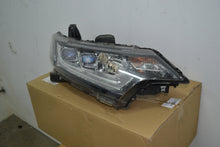 Laden Sie das Bild in den Galerie-Viewer, Frontscheinwerfer Mitsubishi Outlander III 8301C8-64 Full LED Rechts Headlight