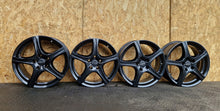 Load image into Gallery viewer, 4x Alufelge 17 Zoll 7.0" 5x114.3 40ET Glanz Schwarz Rim Wheel FEL2463779838dp