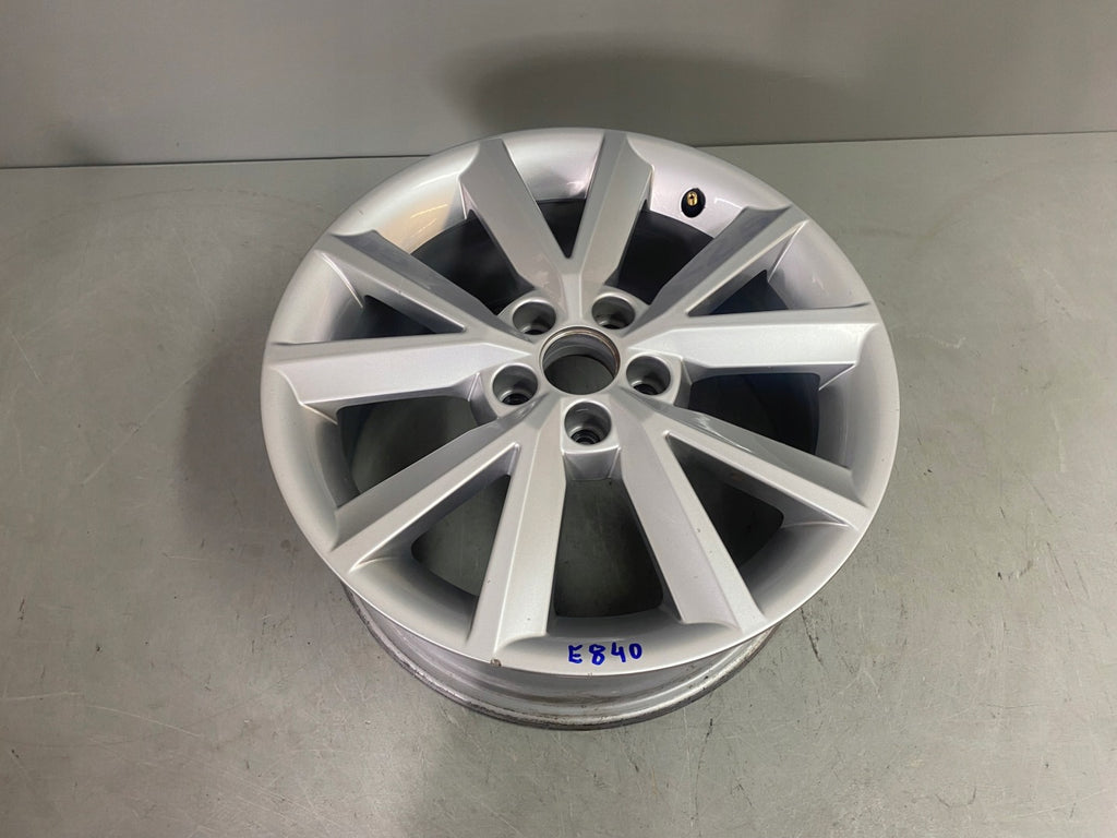 1x Alufelge 16 Zoll 7.0" 5x100 46ET Glanz Silber 5JA601025 Skoda Rapid Rim Wheel FEL9290249205qy