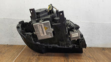 Load image into Gallery viewer, Frontscheinwerfer BMW X3 E83 Xenon Ein Stück (Rechts oder Links) Headlight SCH4706356182jr