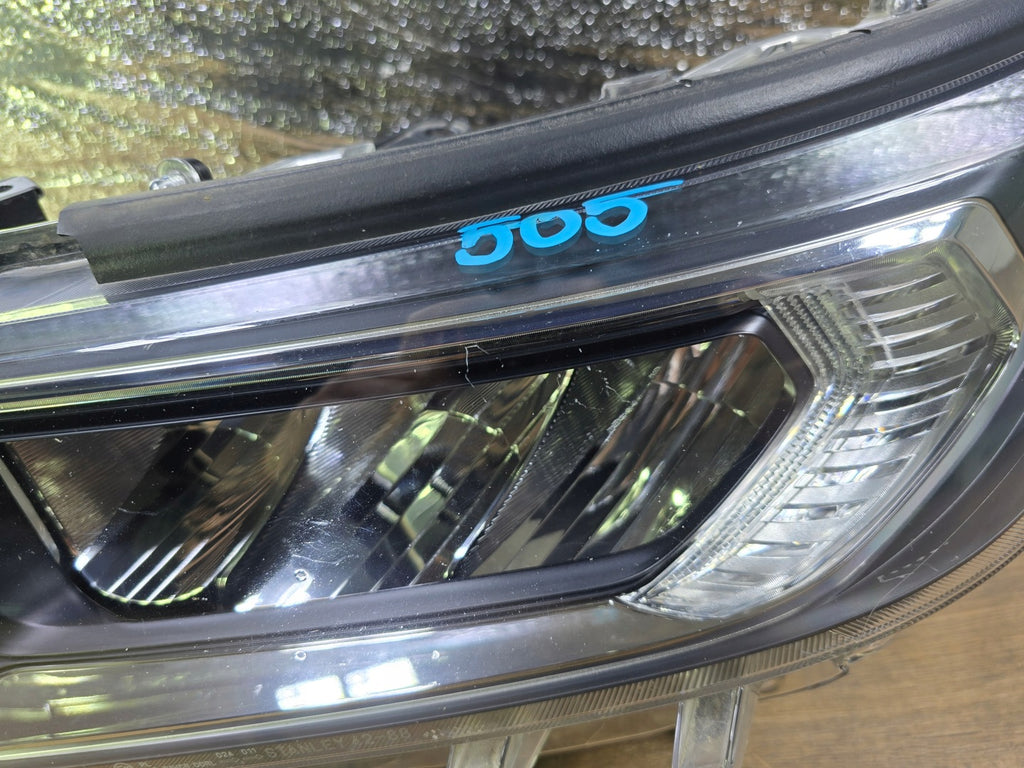 Frontscheinwerfer Toyota V LED Links Scheinwerfer Headlight SCH8730303193en