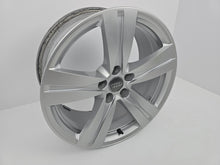 Laden Sie das Bild in den Galerie-Viewer, 4x Alufelge 18 Zoll 8.0&quot; 5x112 25ET Glanz Silber 4M0601025 Audi A5 Rim Wheel