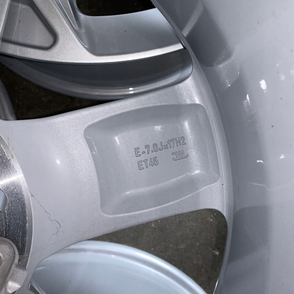 4x Alufelge 17 Zoll 7.0" 5x112 45ET Glanz Silber 81A071497 Audi Q3 Q2 Rim Wheel FEL2785584622ig