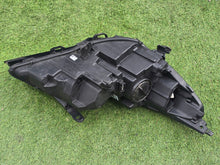 Laden Sie das Bild in den Galerie-Viewer, Frontscheinwerfer Opel Astra 39158005 Links Scheinwerfer Headlight SCH1350116761qc