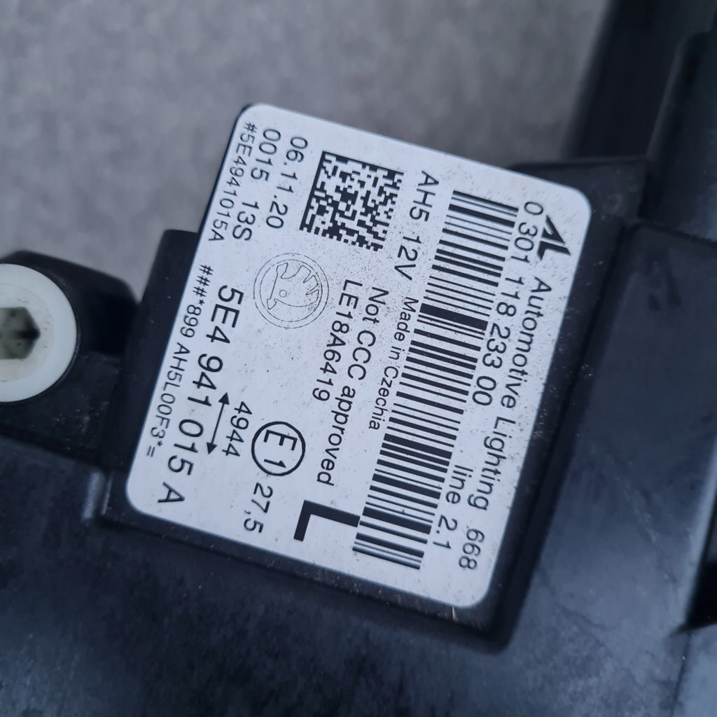 Frontscheinwerfer Skoda Octavia IV 5E4941016A 5E4941015 Full LED Ein Satz SCH6633208264fy