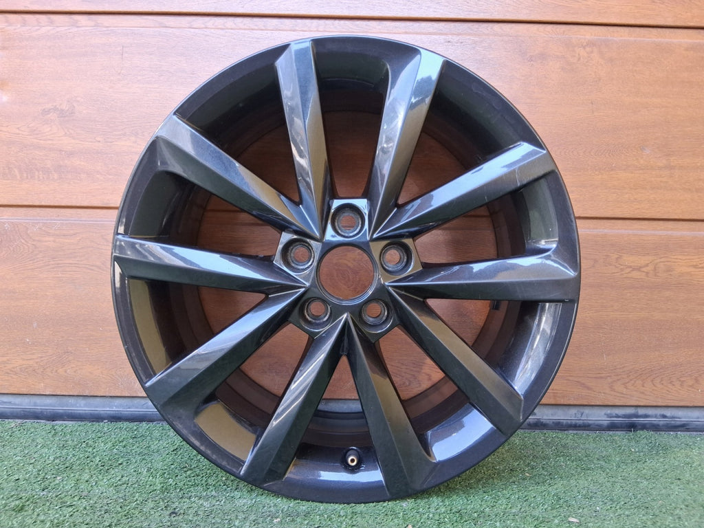 1x Alufelge 16 Zoll 7.0" 5x100 46ET Glanz Graphit 5JA601025AE Skoda Fabia I FEL7135798111xi