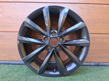 Load image into Gallery viewer, 1x Alufelge 16 Zoll 7.0" 5x100 46ET Glanz Graphit 5JA601025AE Skoda Fabia I FEL7135798111xi