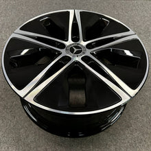 Laden Sie das Bild in den Galerie-Viewer, 4x Alufelge 18 Zoll 7.5" 5x112 49ET Glanz Schwarz A1774010500 Mercedes-Benz W177 FEL5716891645zw