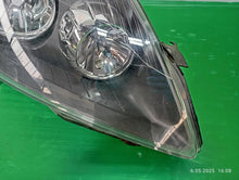 Laden Sie das Bild in den Galerie-Viewer, Frontscheinwerfer Opel Zafira B A 13252473 Rechts Scheinwerfer Headlight