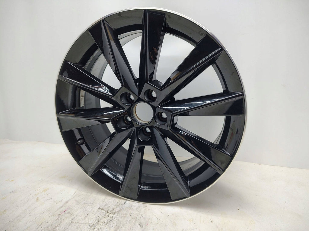 1x Alufelge 17 Zoll 7.0" 5x100 46ET Glanz Graphit 5JJ601025A Skoda Fabia I FEL5299016614zn