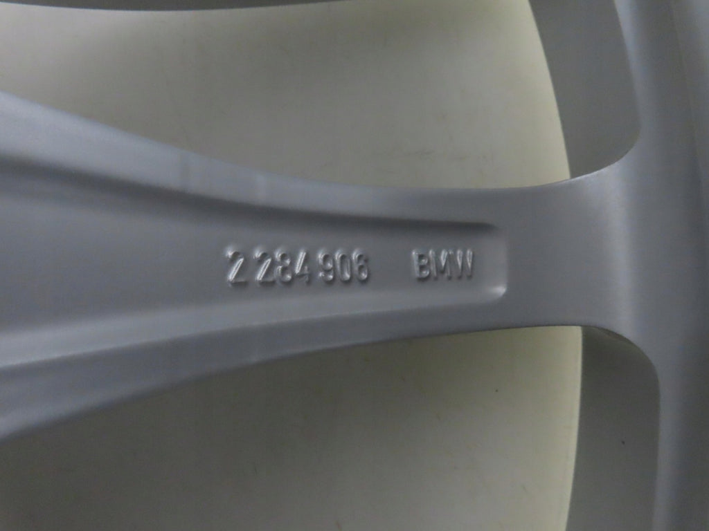 1x Alufelge 18 Zoll 9.0" 5x120 29ET Silber 2284906 BMW F80 Rim Wheel FEL1164670024rh