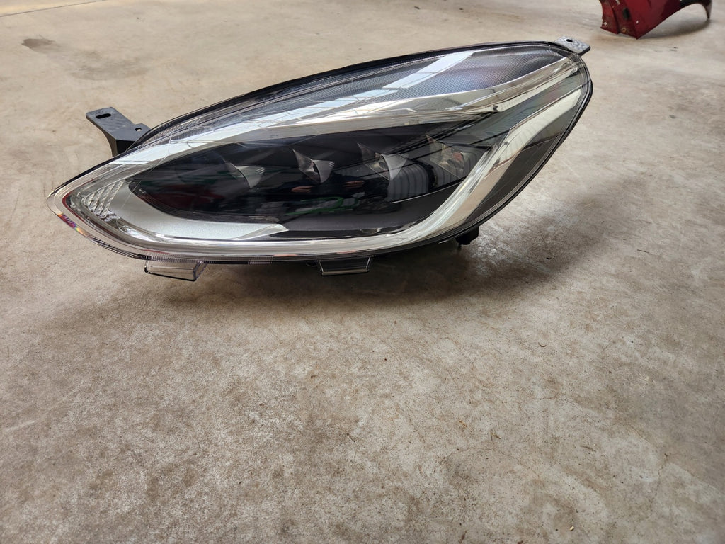 Frontscheinwerfer Ford Fiesta I L1BB13E015GC Links Scheinwerfer Headlight SCH9216574375mk