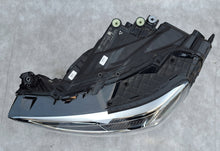 Laden Sie das Bild in den Galerie-Viewer, Frontscheinwerfer Audi Q3 83A941033 Full LED Links Scheinwerfer Headlight SCH1252538132fm