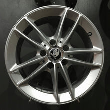 Laden Sie das Bild in den Galerie-Viewer, 4x Alufelge 16 Zoll 6.5" 5x112 44ET Mercedes-Benz Superb III Octavia Rim Wheel FEL7198910960le