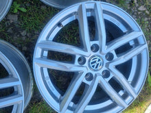 Load image into Gallery viewer, 4x Alufelge 16 Zoll 6.5" 5x112 46ET Glanz KBA53206 VW Golf Rim Wheel FEL2849935704jq