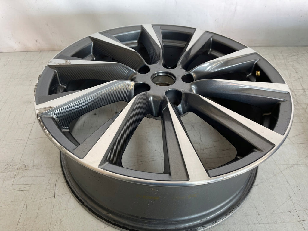 1x Alufelge 19 Zoll 7.0" 5x114.3 40ET Glanz Graphit 8201539754 Mg Qashqai Kadjar FEL8884645472qu